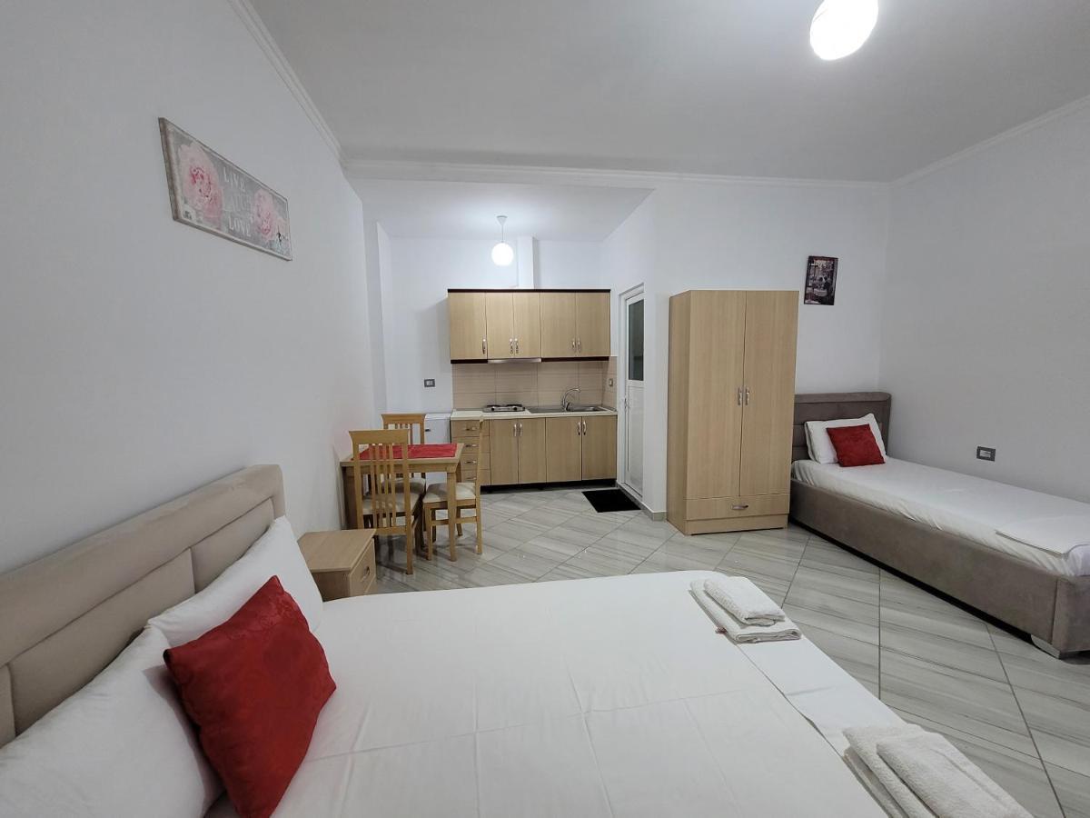 Vila Mario Aparthotel Ksamil Exterior photo