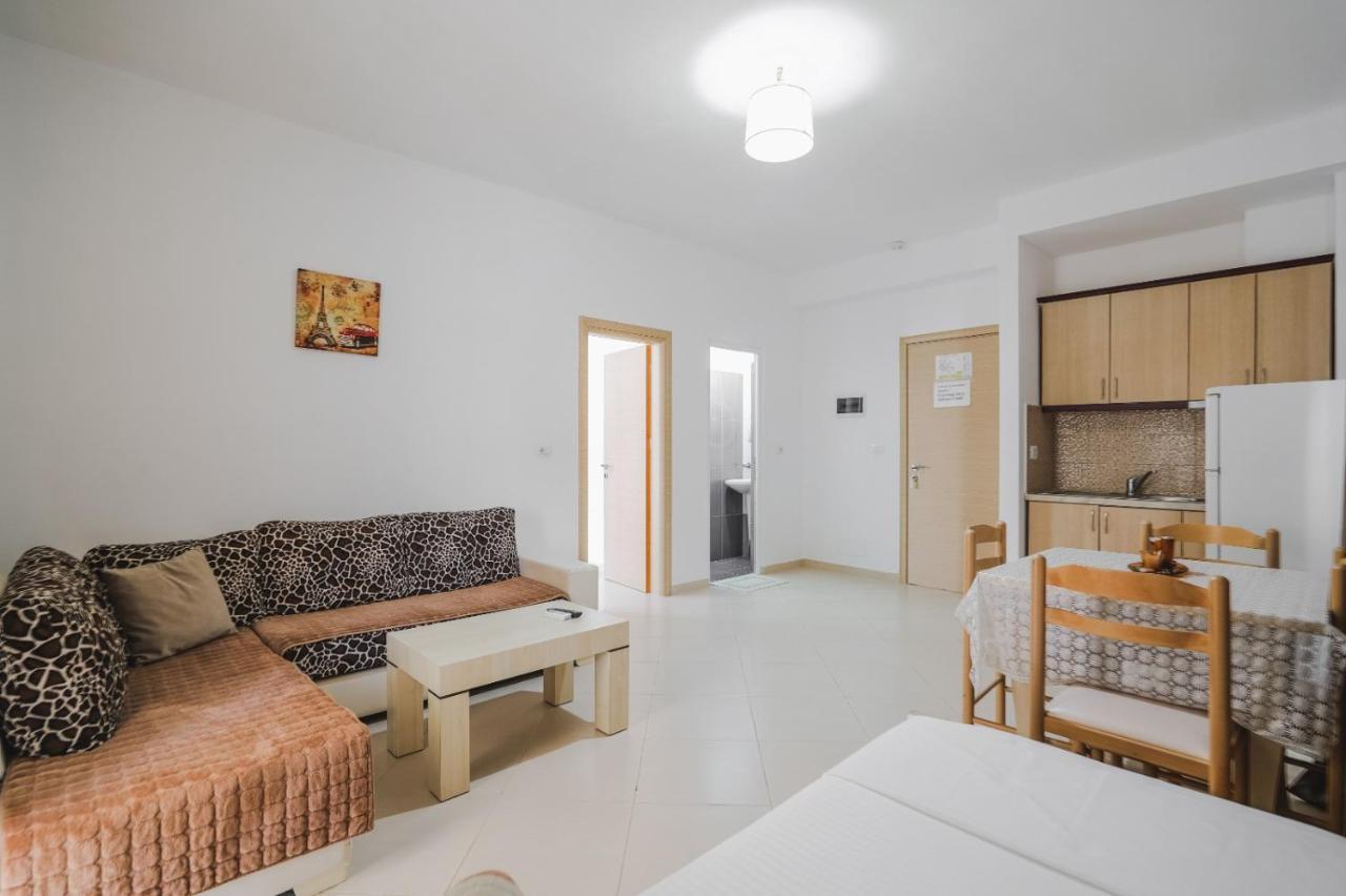 Vila Mario Aparthotel Ksamil Exterior photo