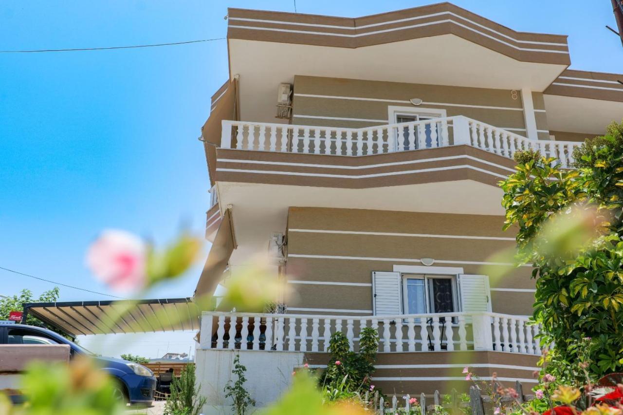 Vila Mario Aparthotel Ksamil Exterior photo